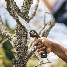 Load image into Gallery viewer, Fiskars SW69 200mm Folding Pruning Saw JM1517