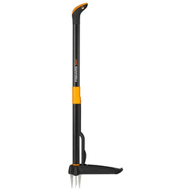 Fiskars Xact™ 4-Prong Ejection Aluminium Weed Puller JM1523