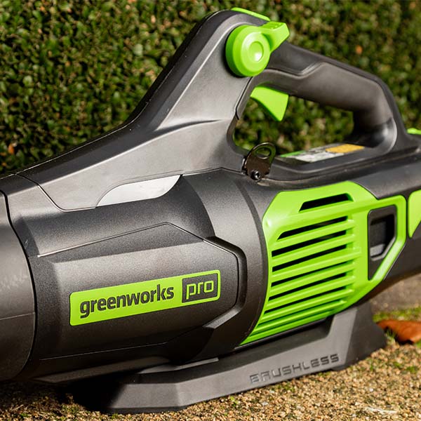 GREENWORKS 60V Pro Axial Blower 6.0Ah Battery & Charger Kit