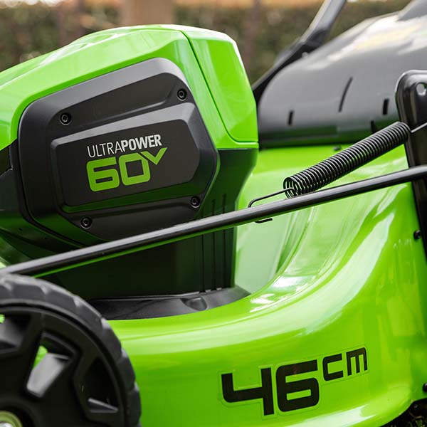 GREENWORKS 60V Pro Brushless Self-Propelled Lawnmower 46cm (18”) 4.0Ah Battery & Charger Kit