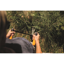 Load image into Gallery viewer, Fiskars PowerLever™ GS53 Multifunction Grass and Hedge Shear JM1522