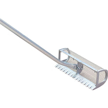 Load image into Gallery viewer, PowerMowers provides professional lawn &amp; garden products that prioritises cutting-edge performance &amp; user-safety. APSC101 Sand Comb 22&quot; 

(Note: The brand is not specified, so it&#39;s left blank here.)