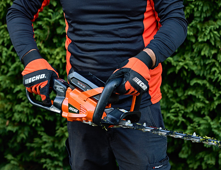 Echo DHC-2200R 56V eFORCE® Professional Ultra-Light Battery Hedge Trimmer Skin - 22" (562mm) Blades