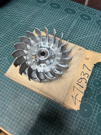Pioneer Vintage Chainsaw OEM Flywheel 471937