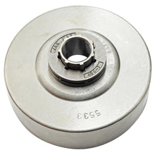 Load image into Gallery viewer, PowerMowers provides professional lawn &amp; garden products that prioritises cutting-edge performance &amp; user-safety. JakMax Centre Drive Sprocket Chain Pitch .404&quot; Teeth No. 7 63440