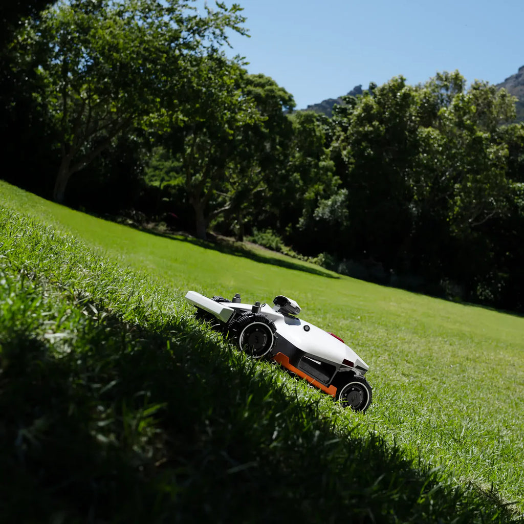 Mammotion Luba2 AWD Perimeter Wire Free RTK Robot Lawn Mower
