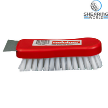 Load image into Gallery viewer, Comb Brush Complete With Welded Scraper