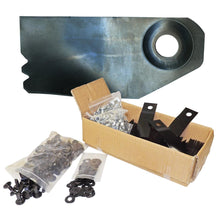Load image into Gallery viewer, PowerMowers provides professional lawn &amp; garden products that prioritises cutting-edge performance &amp; user-safety. Victa 18&quot; Blade &amp; Bolt Workshop Pack CA09434S