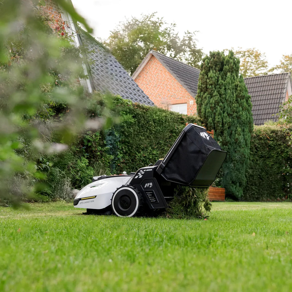 Mammotion YUKA 1500 Wireless RTK Robot Lawn Mowers