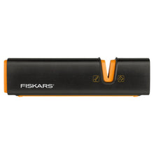 Load image into Gallery viewer, Fiskars Xsharp Axe And Knife Sharpener JM1505