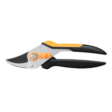 Load image into Gallery viewer, Fiskars P331 Solid Metal PNR Bypass 20mm Comfort Hand Garden Pruning Shears JM1531