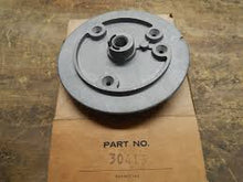 Load image into Gallery viewer, Tecumseh Pulley 30413 NOS